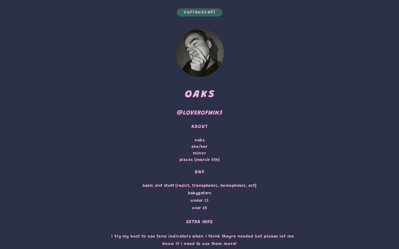 Carrd profile picture for @oaks
